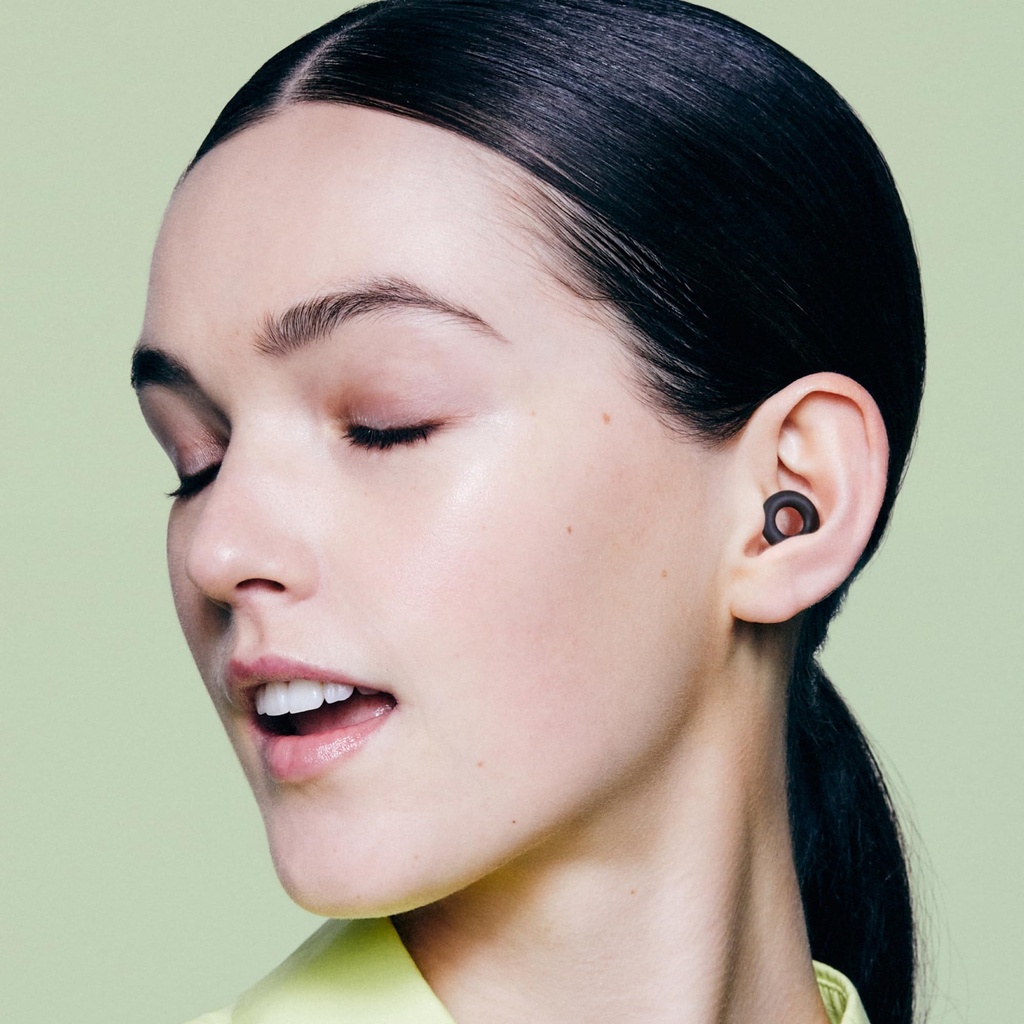 loop-quiet-2-ear-plugs-ultra-comfy-reusa-4.jpg