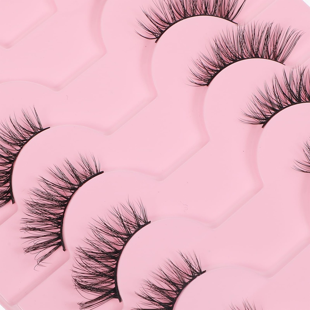 gjinxi-half-lashes-natural-look-wispy-ca-4.jpg