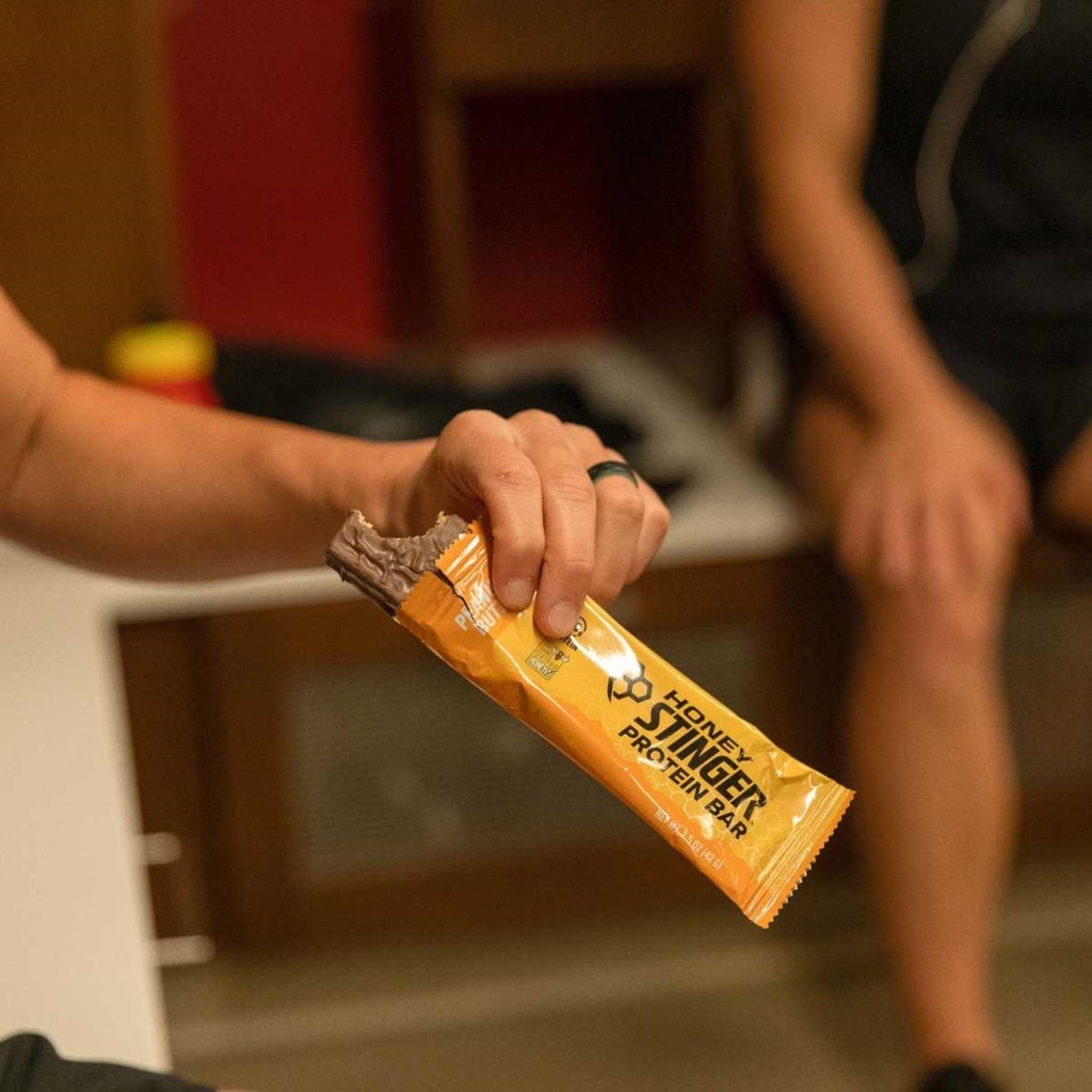 honey-stinger-protein-bar-peanut-butta-p-3.jpg