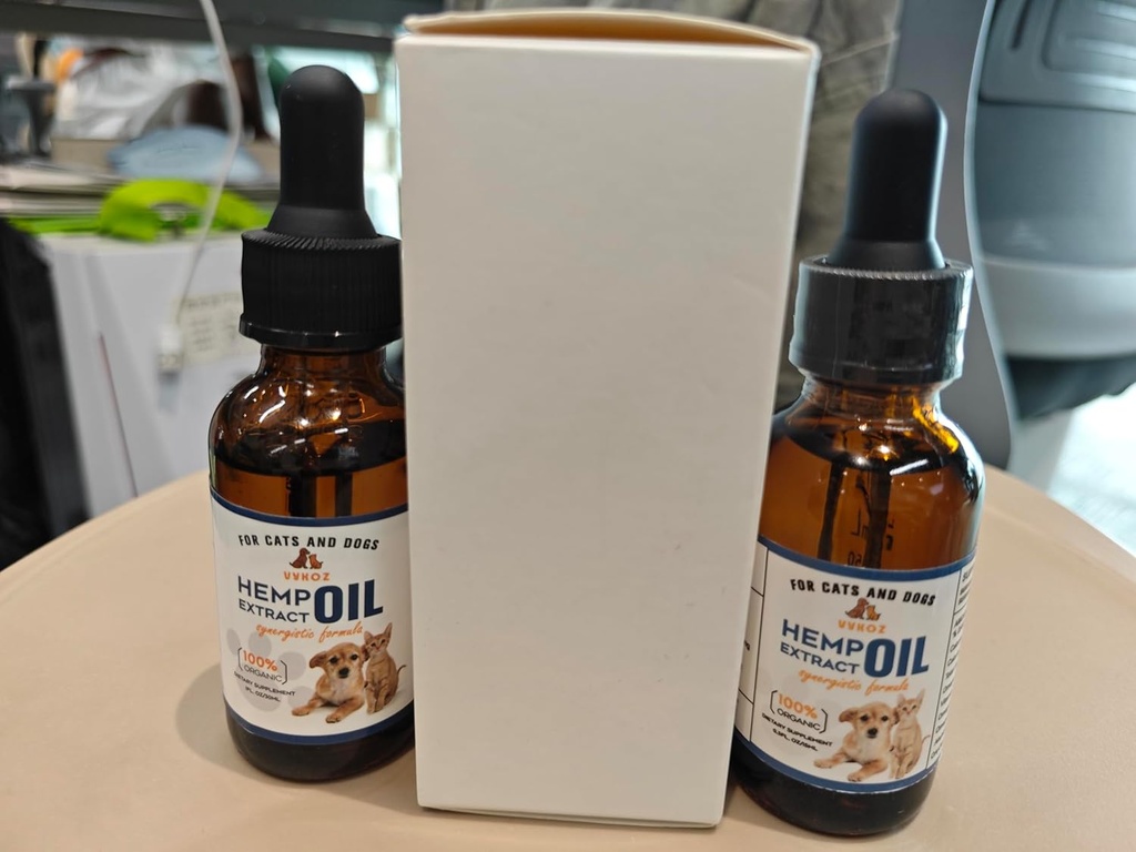 hemp-oil-for-dogs-and-cats-6.jpg