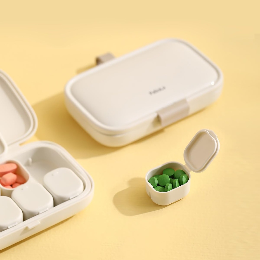 kawaii-pill-box-travel-portable-small-me-6.jpg