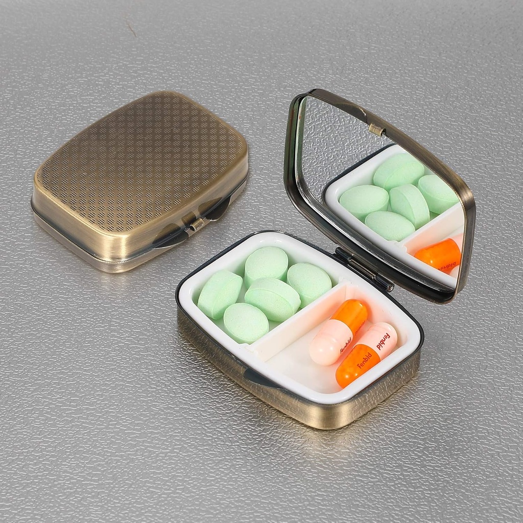 dynippy-pill-case-pill-box-with-mirror-r-5.jpg