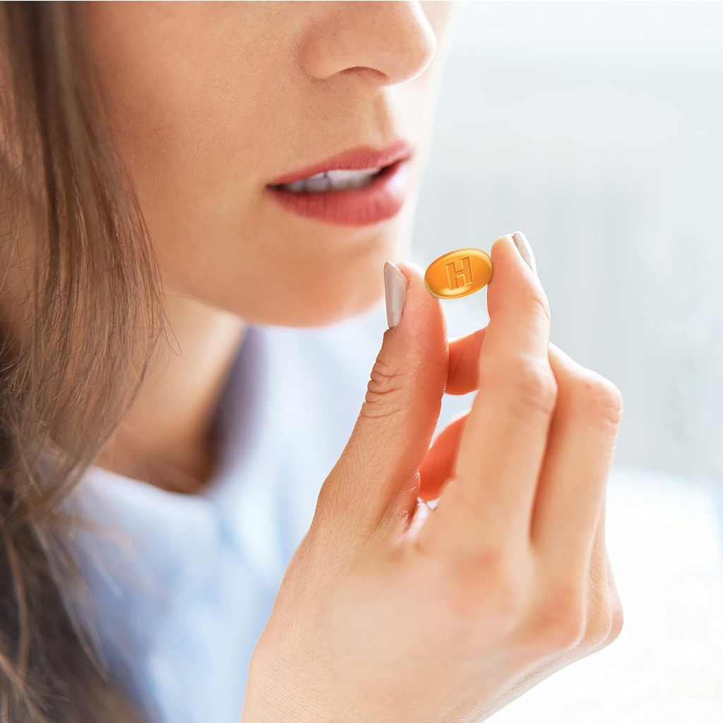 HALLS Defense Assorted Citrus Vitamin C Drops, 12 Packs of 14 Drops (168 Total Drops) 6