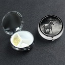 Round Pill Box 3 Διαμέρισμα Pill Box Pill Pill Containe Pillbox περίπτωση για τα ταξίδια Μικρό Pill περίπτωση Λευκό άλογο και αστεροειδής Hill Organizer για βιταμίνες Fish Oil Box συμπλήρωμα κουτί
