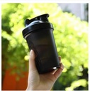 CHNLML μπουκάλι αναδευτήρα πρωτεΐνης 400ML/16Oz w. Shaker μπάλα για την πρωτεΐνη ανακινήστε, shaker μπουκάλι με την μπάλα ανάμειξης, διαρροή-Proof, BPA-δωρεάν, για γυμναστήριο, προπόνηση, χυμούς αναμείκτη (μαύρο/μαύρο σώμα, 16Oz-400ML-1Bottle)