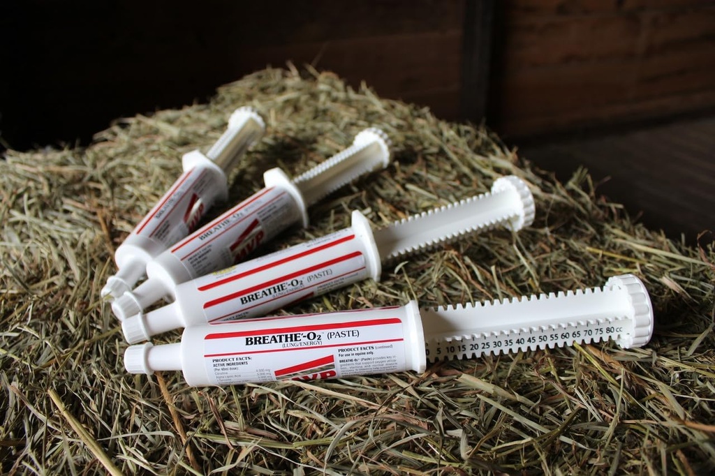 Αναπνεύστε O'2 4 - Πακέτο (8 δόσεις) Επικόλληση προ-αγώνα για την υποστήριξη της λειτουργίας του πνεύμονα/αέρα στα άλογα