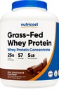 Nutricost Grass-Fed Πρωτεΐνη συμπύκνωμα (Chocolate) 5LBS - Μη μετουσιωμένη, μη ΓΤΟ, Φυσικές Γεύσεις...